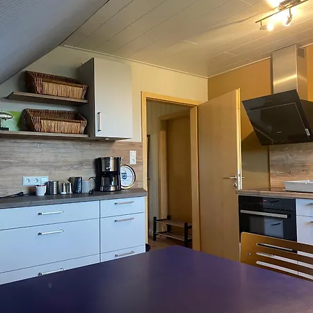 In Zwischen Den Meeren, Am Nordostseekanal Apartament *